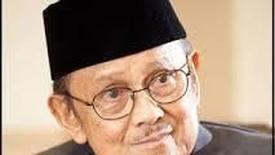 Habibie Turunkan Dolar